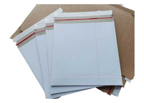 Durable 600gsm Eco Friendly Rigid Mailers Kraft Stay Flat Mailers